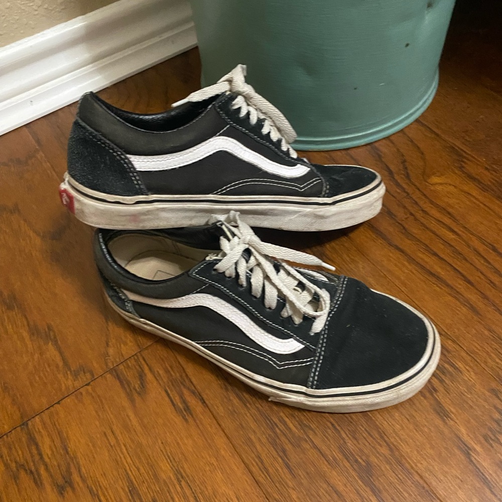 Black Old Skool Vans Size 8